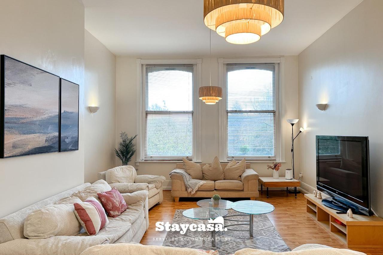 Carlton Co-living - Private Self-cater Apartment Manchester