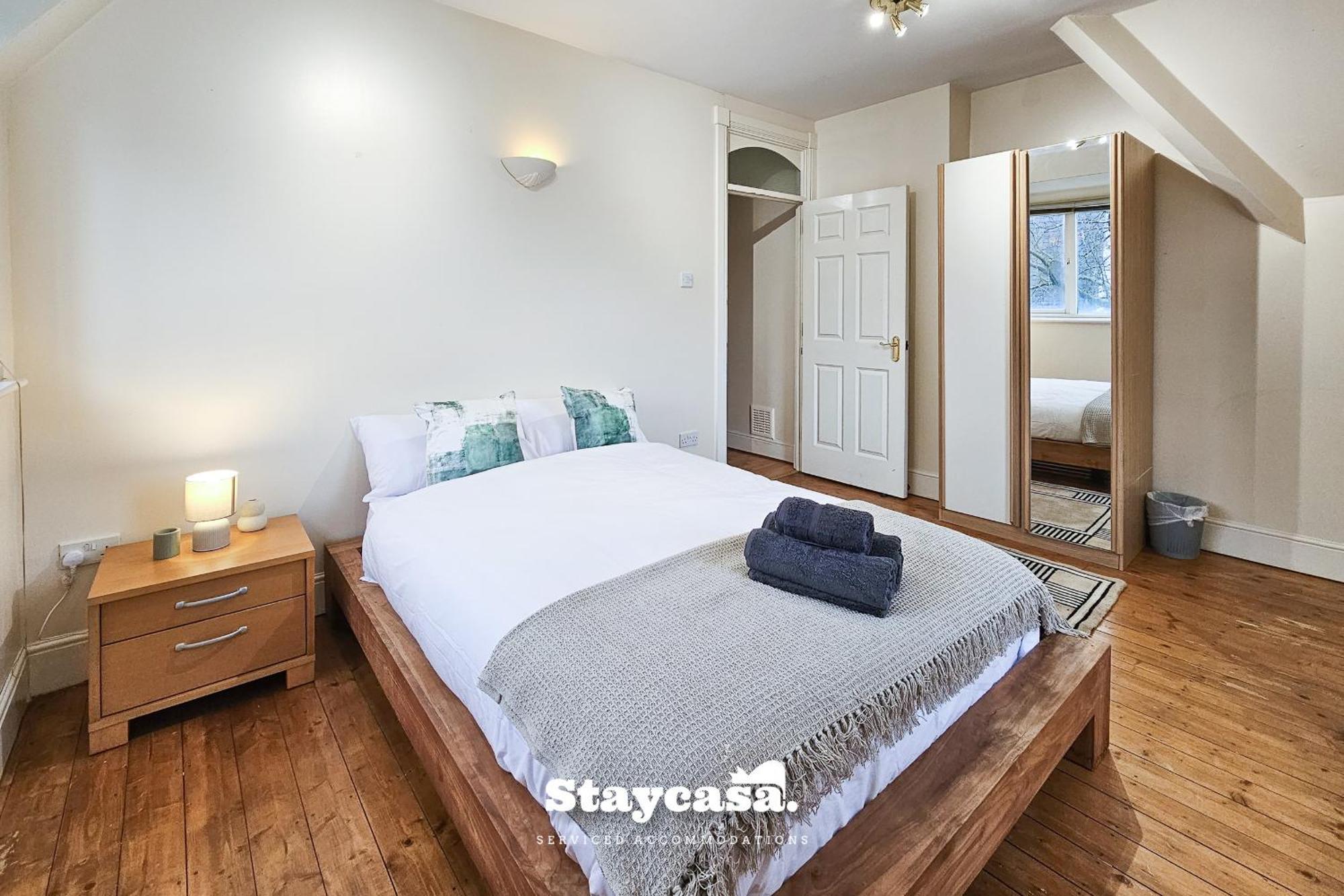 Apartment Carlton Co-living - Private Self-cater