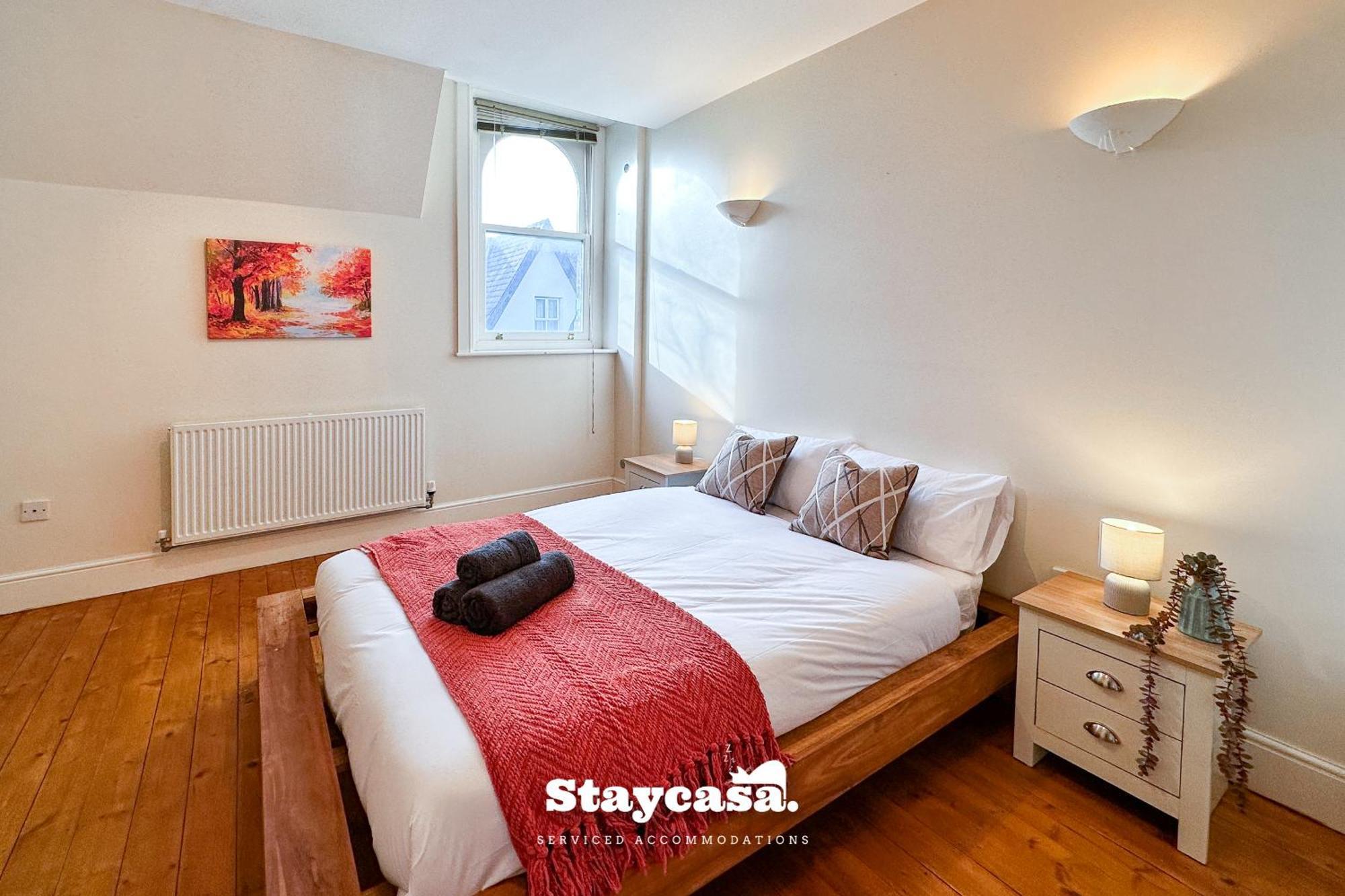 Carlton Co-living - Private Self-cater Apartment Manchester